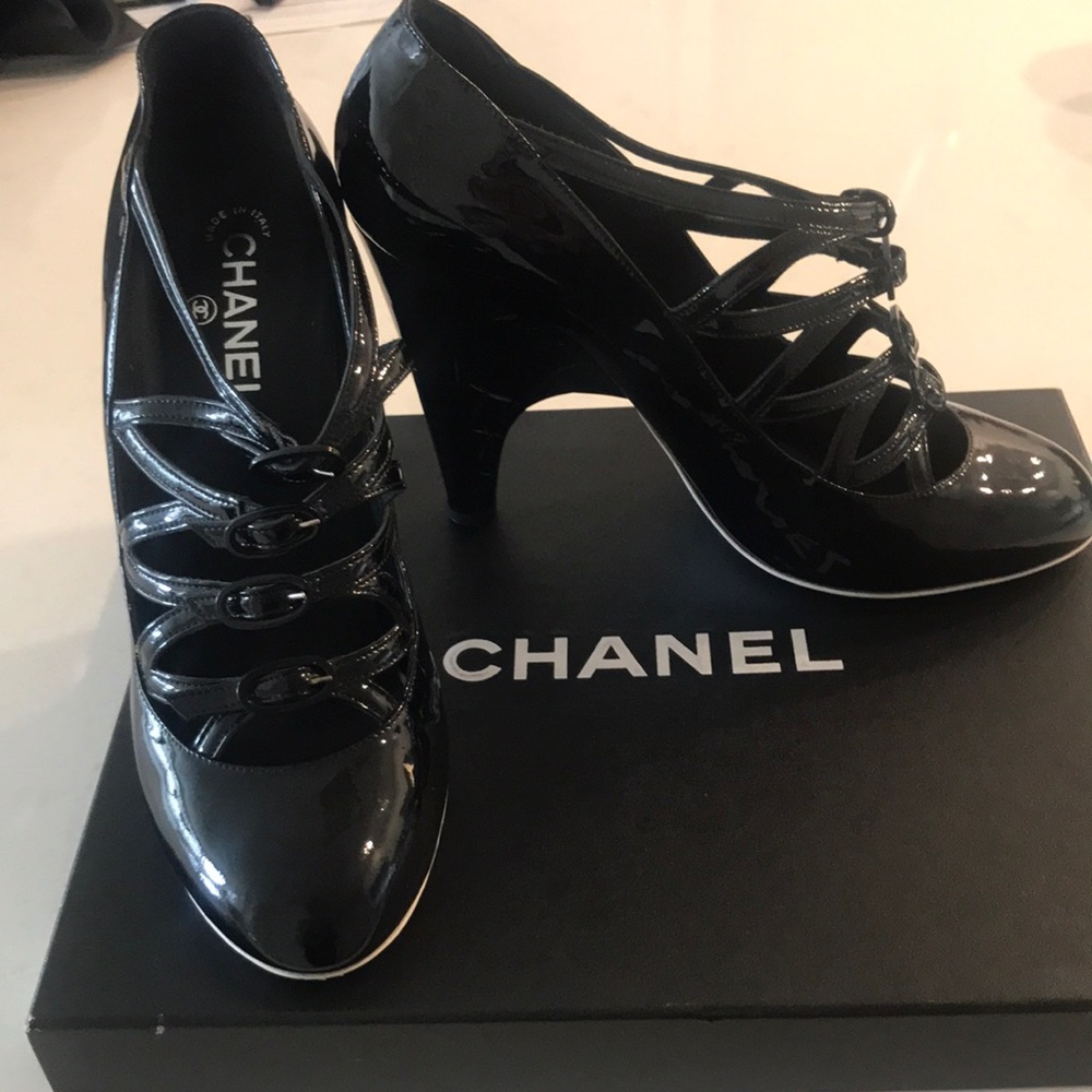 Runway Black Patent Leather Chanel Shoes size 41